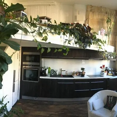 Apartment 18esiecle Proche Centre Pierre Plantes Boheme Lgbt *